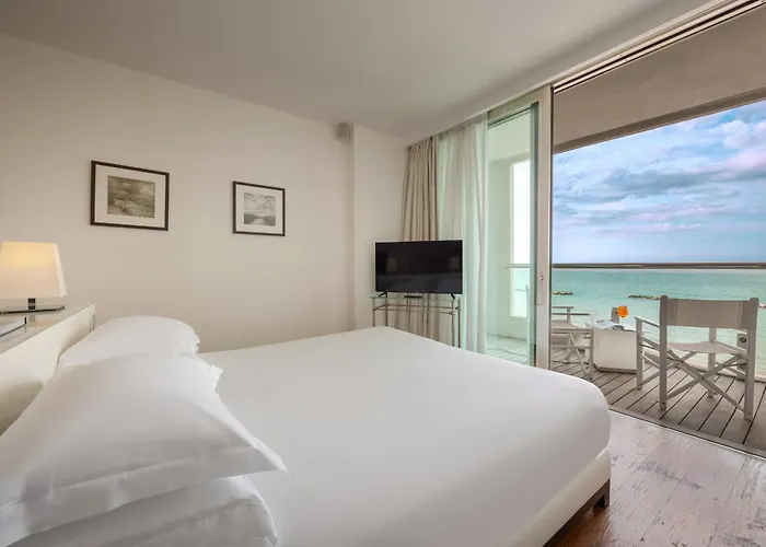 Excelsior Hotel, Spa & Lido - Preferred Hotels & Resorts